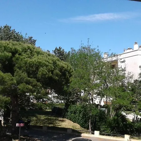 Escale Au Grau Du Roi * לה-גרו-דו-רואה